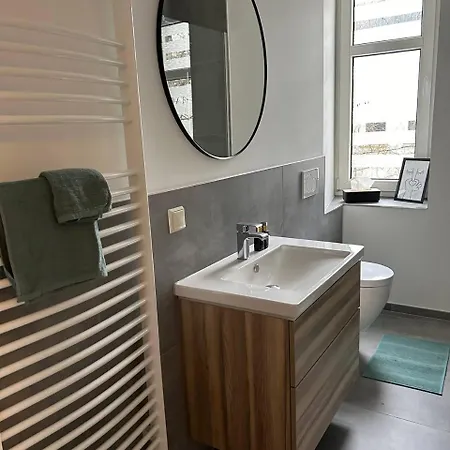 Modernes - Alt-west Apartment Leipzig
